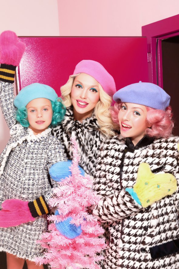 Оля Полякова с дочками