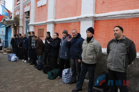 Полонені в ЛНР українці перед обміном.
