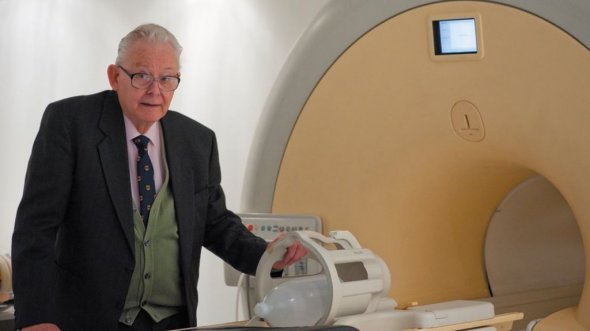 Пітер Менсфілд