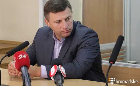 Леонида Куряту, которого следствие подозревает в гибели пяти полицейских, суд восстановил в должности