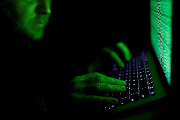 24 ноября был зафиксирован вирус шифровальщик, известный как Scarab. Его распространили с помощью крупнейшей спам-ботнет сети «Necurs».