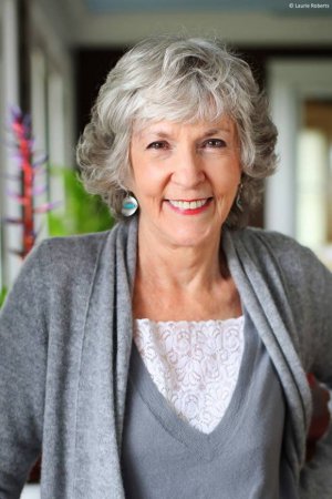 После двух лет борьбы с раком на 78 году из жизни ушла американская писательница Сью Графтон