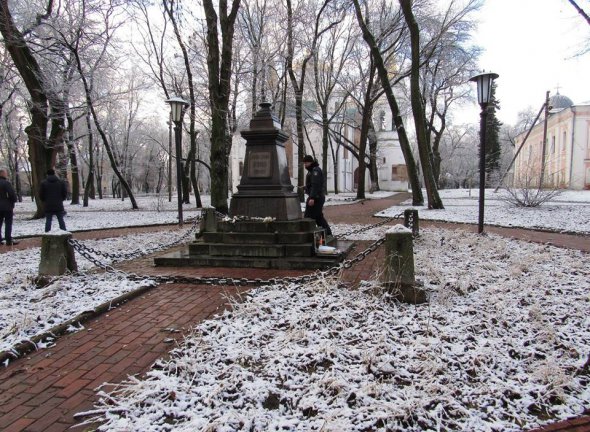 У Чернігові вкрали ще один пам'ятник.