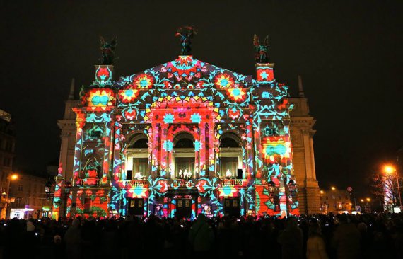 3D мапінг-шоу на фасаді львівської Опери