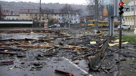 Северную Европу накрыл ураган "Элеонор". Фото: ВВС