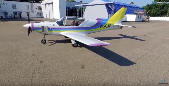 Одесский авиационный завод разработал новый легкий одномоторный самолет Y1 "Дельфин"