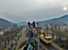 Грузовой поезд, сошедший с рельсов на Закарпатье