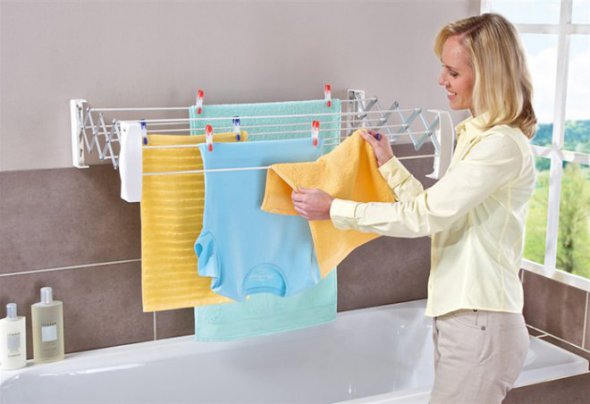 Одежду лучше всего сушить на кухне или в коридоре