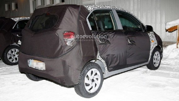 На тестах замечен бюджетный хэтчбек Hyundai Santro