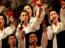 Черлідерки співають на  Чемпіонаті Азії з легкої атлетики в Інчхоні, Південна Корея, 2005 рік