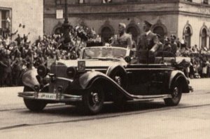 Mercedes-Benz 770 Grosser Offener Tourenwagen принял участие во многих победных парадах Гитлера
