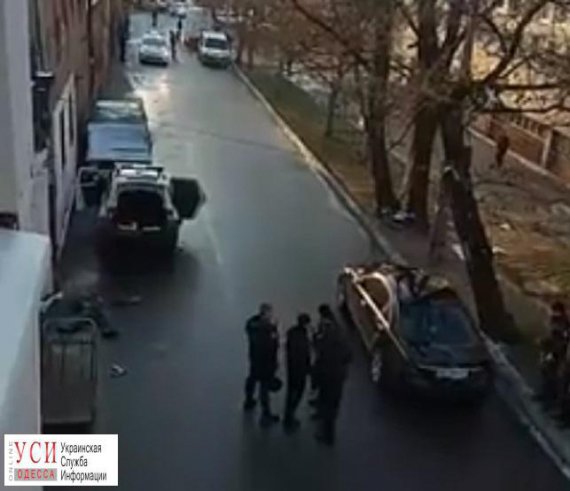 В центрі Одеси сталася стрілянина під час затримання злочинця, є жертви