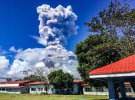 Взорвался вулкан Майон на Филиппинах, предусматривают массовые разрушения