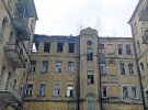 На перетині вулиць Богдана Хмельницького та Пушкінської загорілася будівля