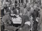Декхане кишлака записываются на сельскохозяйственную артель. Узбекистан, 1927 год