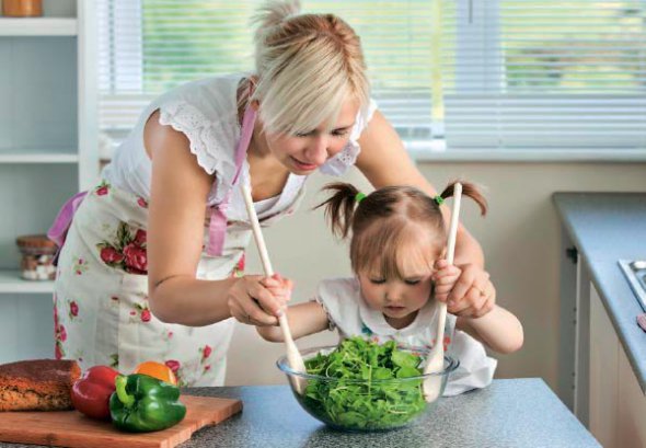 Здоровое питание: топ-5 советов для работающей мамы