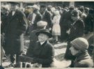Продажа семейных реликвий на московском рынке, 1920 год