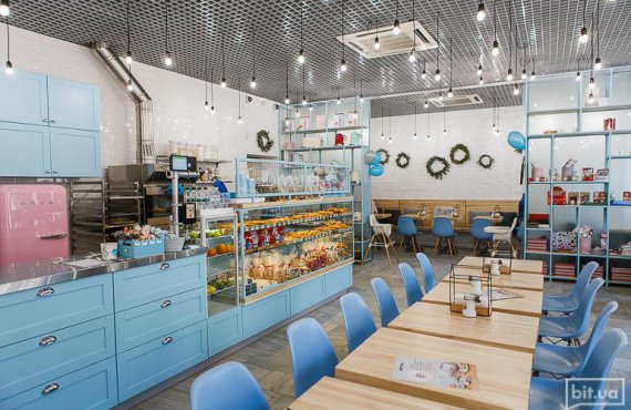 Заведение Cookietone concept bakery в Киеве.