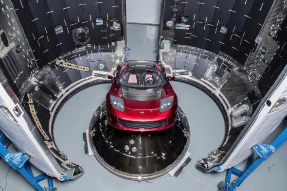 Falcon Heavy запустят с автомобилем Tesla на борту