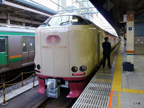 Поезд Sunrise Izumo