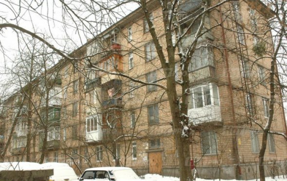 Первая хрущевка в Киеве в Коломыйском переулке
