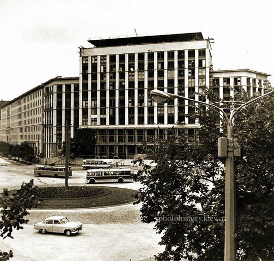 Площа Ленінського Комсомолу, нині Європейська