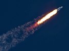 Запуск центрального ускорителя ракеты Falcon Heavy