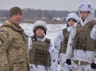  Українські десантники пройшли навчання із вправою «обкатка танком».