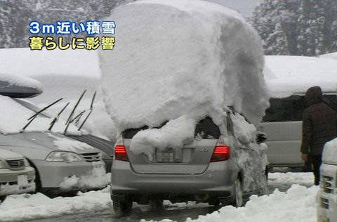 У Японії випало понад 4 метри снігу