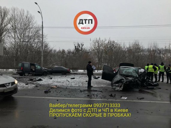 Капрал поліції загинув у аварії в Києві