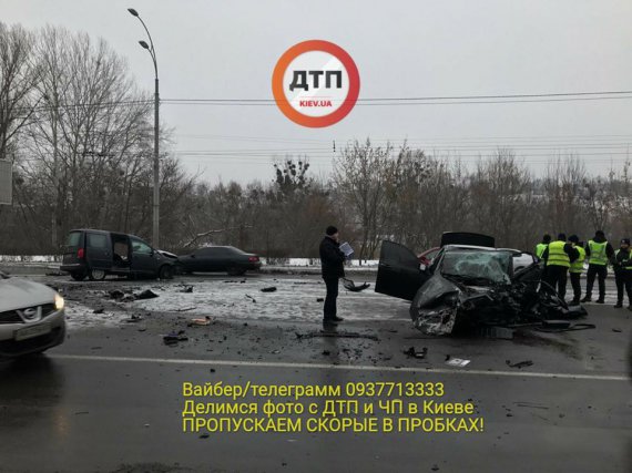 Капрал полиции погиб в аварии в Киеве