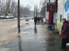  Голосеевском районе ул. Лятошинского затопило холодной водой