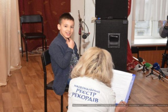 Харьковчанин Лев Бондаренко установил рекорд Украины - он стал самым молодым знатоком физических терминов
