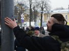 Активисты правых сил у мемориала Небесной сотни на ул. Институтской