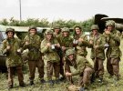 Члены 12-го парашютного батальона, 5-й парашютной бригады, 6-й воздушно-десантной дивизии, 10 июня 1944 г.