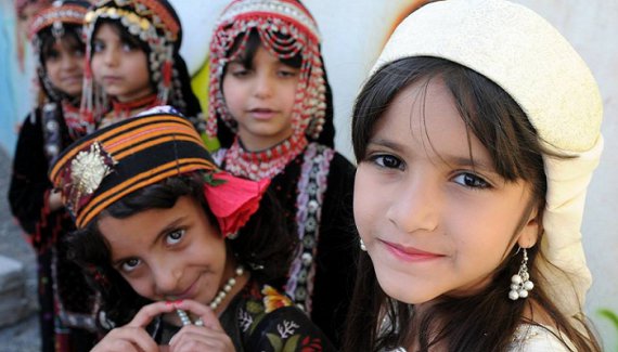 Діти Ємену влаштували показ мод під гаслом "Стоп війна"