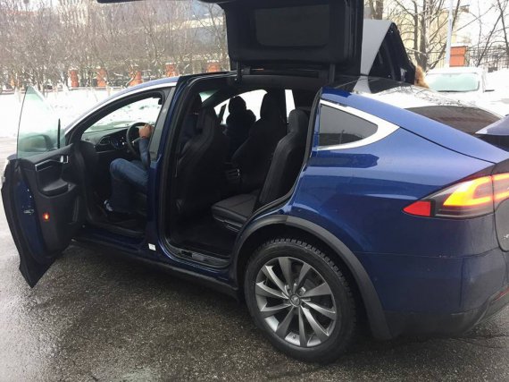 Первая Tesla в Украине с 0% растаможки