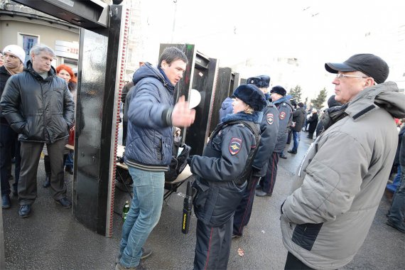 Масові акції пам'яті опозиціонера Бориса Нємцова у Росії.