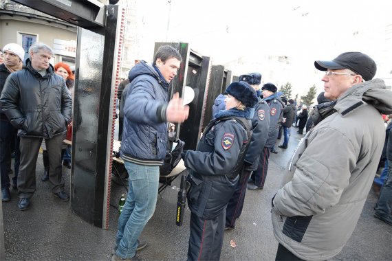 Массовые акции памяти оппозиционера Бориса Немцова в России.