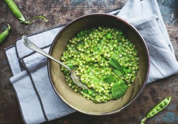 Різотто з гречки та зеленого горошка