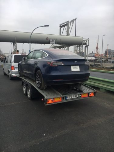 Tesla Model 3 можна замовити в Україні за  тис. за машину в комплектації Premium upgrades.