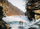 Через сильний мороз в Карпатах замерзли бурхливі гірські потоки