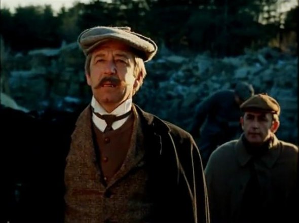 В фільмі "Пригоди Шерлока Холмса і доктора Ватсона: Собака Баскервілів"