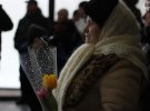 Квіти дарували працівники "Київзеленбуду"