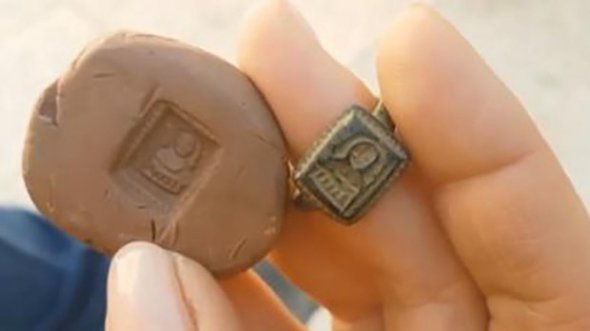 В Израиле нашли средневековый перстень