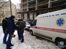 В Печерском районе столицы смертельно ранили 37-летнего мужчину. По подозрению в убийстве разыскивают двух человек