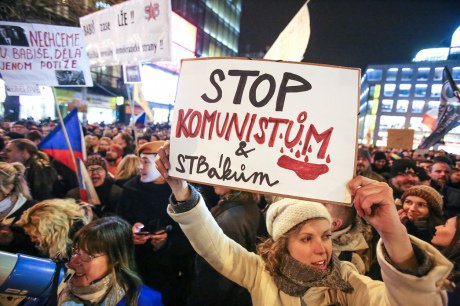 Тисячі людей вимагали звільнити прокремлівського чиновника