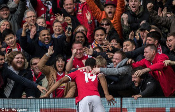 "МЮ" приніс задоволення вболівальникам в битві з принциповим суперником