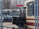 У окупованому Криму вокзали обносять високими парканами.