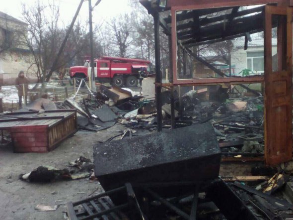 В пгт Вороновица Винницкого района полностью выгорела здание детского дома. Спасли 19 детей